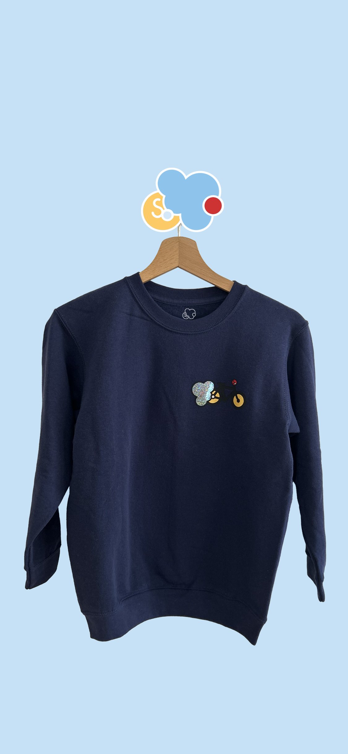 Retrouver tous les vêtements pour enfants sur SO-cloudies ❤️☁️❤️ remplis de gaieté et de couleurs✨🌈✨ Fabrication artisanale. Sweat enfant